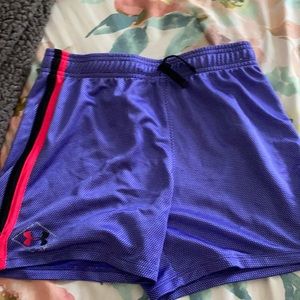 Under Amour shorts youth large